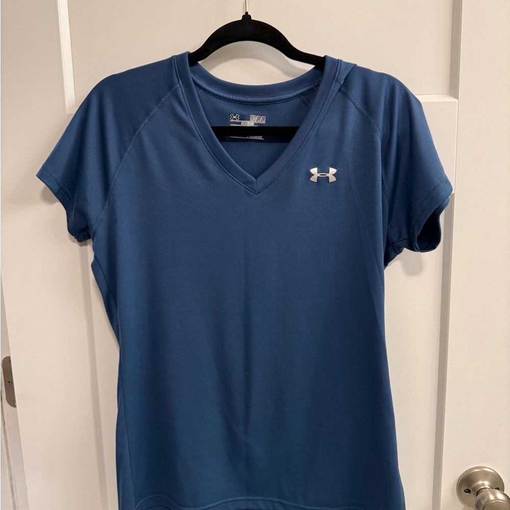Under Armour Women's Short Sleeve Blue Tee - Heatgear